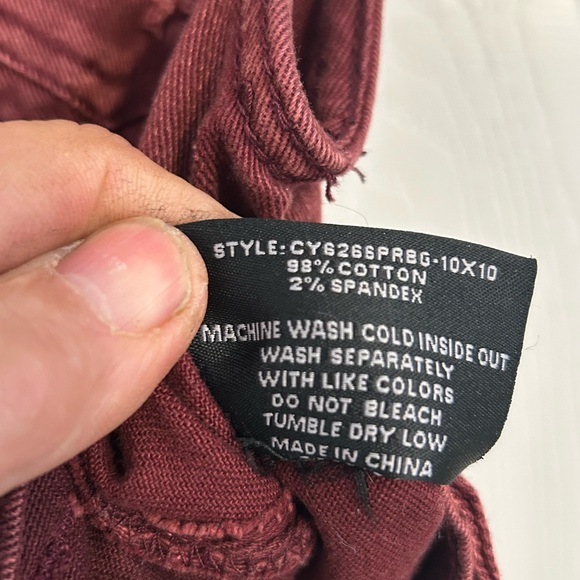 Chiqle Architect | Burgundy Denim Fabric |Size Small - Picture 5 of 7